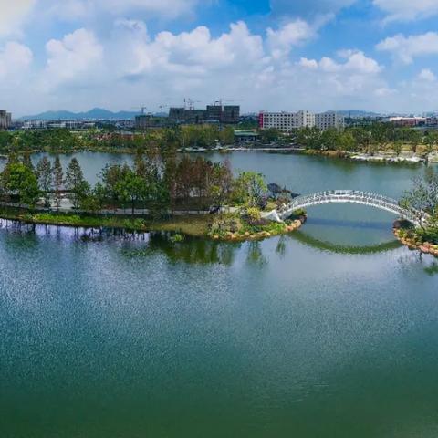 2021湖师招专科吗？
