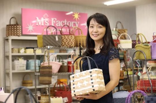 日本53岁全职主妇的逆袭：用4500元创业，离婚后成身家千万女总裁