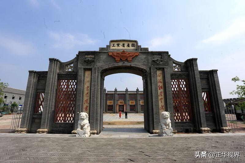 东门有什么美食街（锦州晚上去哪玩比较好）