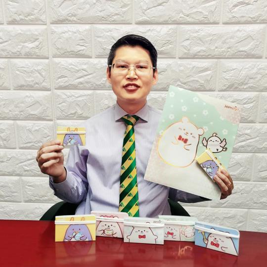 骏宏企业董事林天意先生接受文汇报、大公报采访：创业不忘行善
