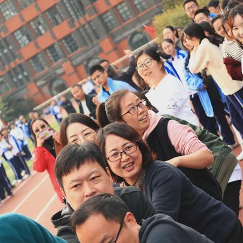 成都市列五中学怎么昂