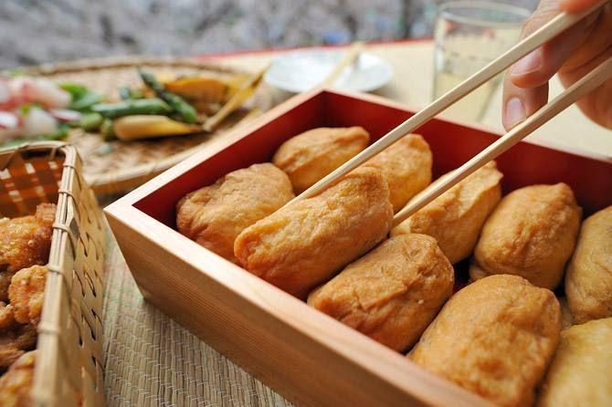 美食猎人中美食恶魔是什么（CAPCOM格斗游戏中那个神秘又恐怖的小女孩）