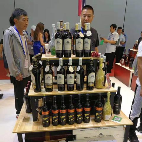 钦州港是属于哪里管辖的？