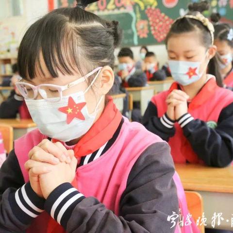 宁波大学地铁站出口的相关长尾关键词有哪些