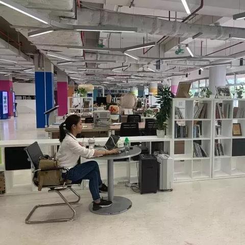 汽配跨境电商选哪个平台的相关长尾关键词是那些