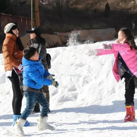 济南市最大滑雪场在哪里