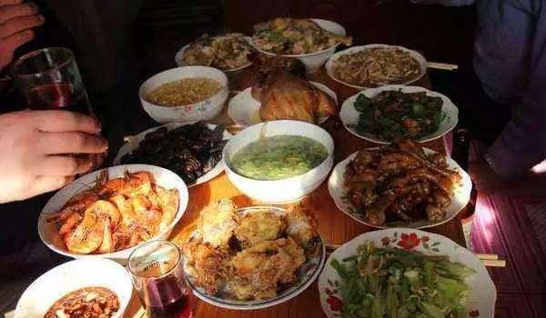 孩子为什么吃多积食容易咳嗽