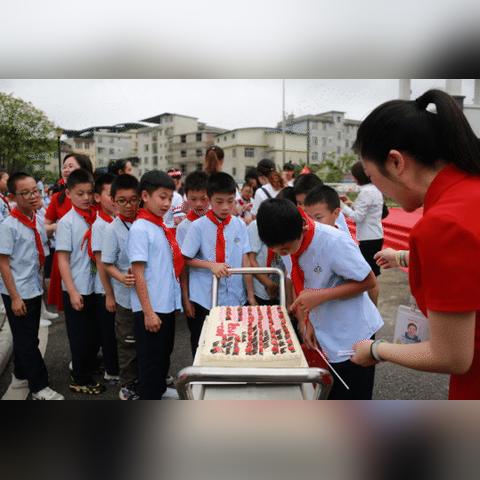 桂林抖音团购毕业蛋糕相关长尾关键词有哪些
