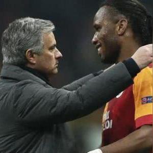 最黑的足球运动员图片高清的长尾关键词有哪些