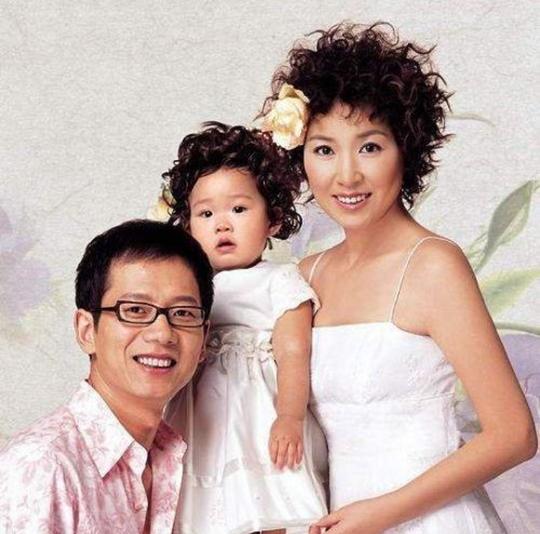 2003年，李静离开央视白手起家，之后亲手把照顾多年保姆告上法庭