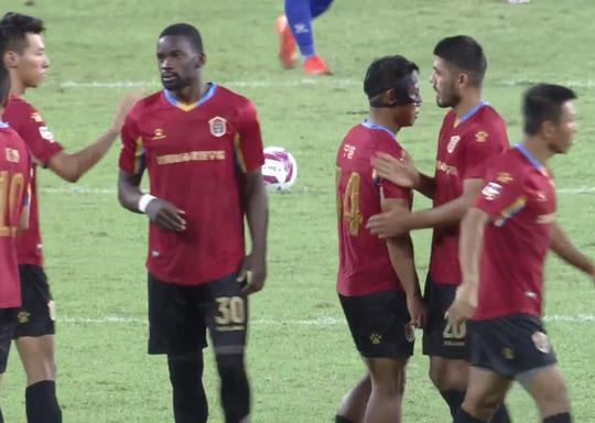 2-1爆冷门，中超降级队2连胜遭终结！梅州赛区：江西迎首胜