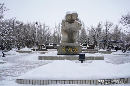 新疆克拉玛依有哪些地方好玩？这几个地方值得一去