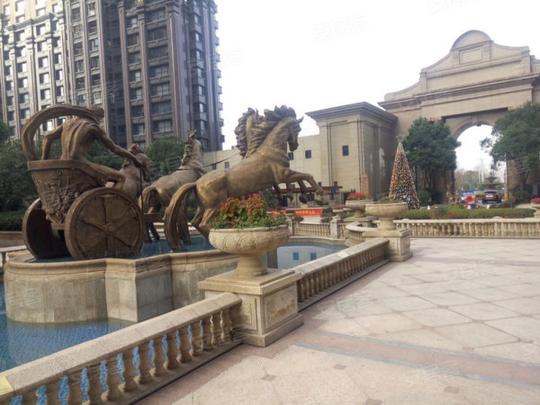 豪宅扎堆的沙湖汉街(上)：世有贵妇，然后有贵妇盘