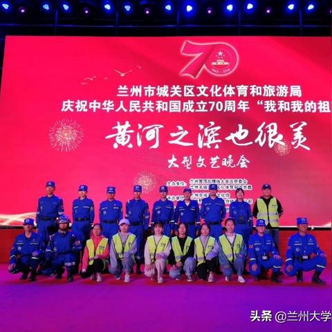 房产主播自我介绍文案？