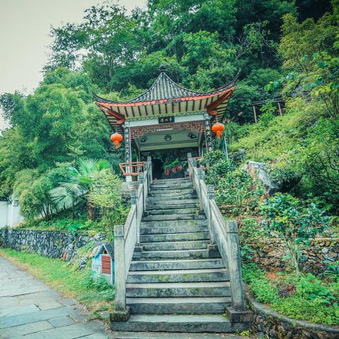 杭州市和南昌市哪个发达