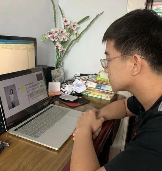 大学生读书节|第18期直播讲座——小团队如何做出大业绩？