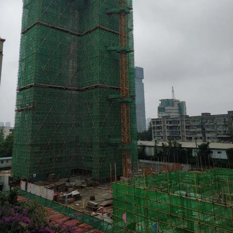 成都市龙泉驿站地铁的长尾关键词有哪些