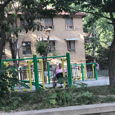 西安人去香港要办什么手续？