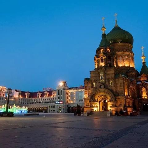 中国很多城市都有别具一格的美称黑龙江哈尔滨被誉为？