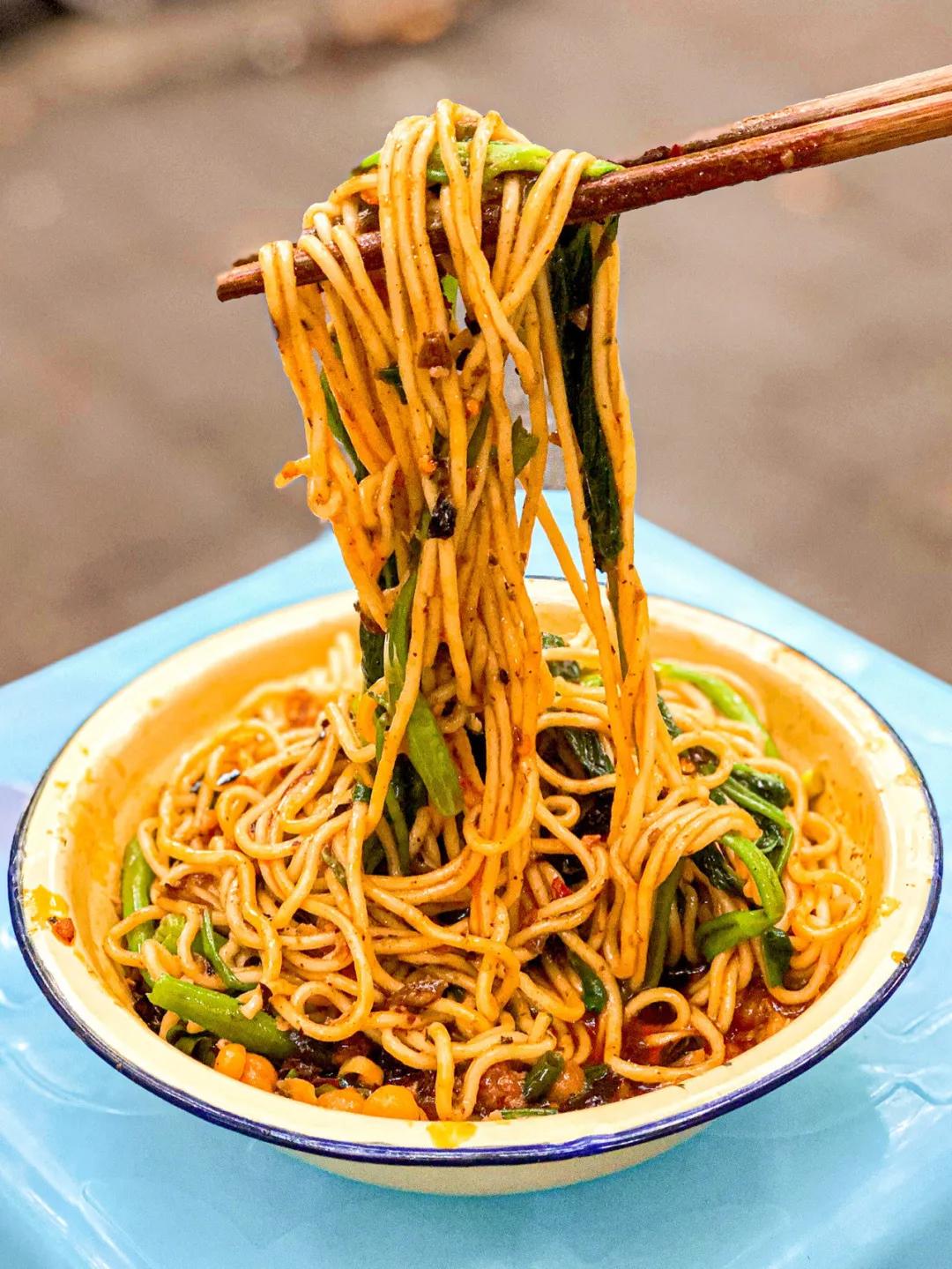 旅行中的美食是什么美食（你认为最好吃的一种美食是什么）