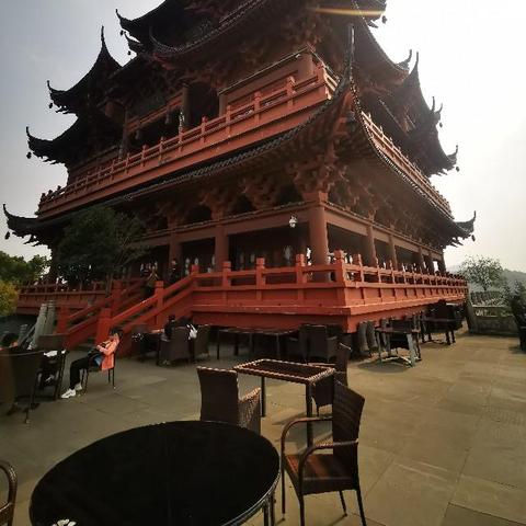 杭州市哪个位置好点