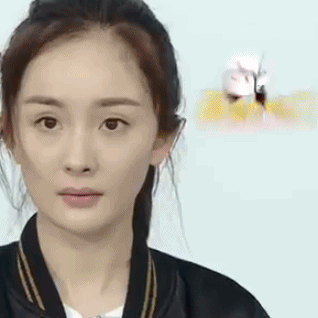 杨幂表情包苦笑