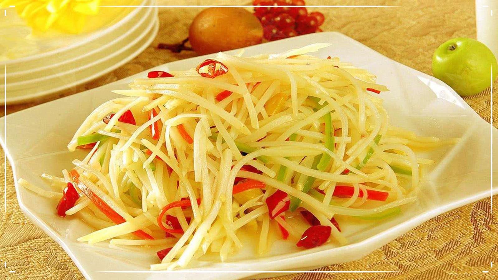 土豆可以做什么美食（冰箱里就有鸡蛋肉和土豆你能做六道可口美食吗）