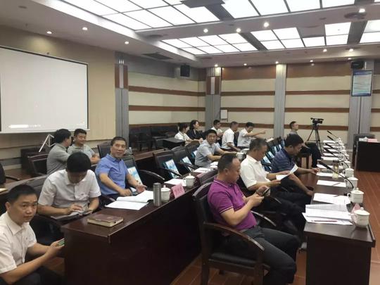 合壹汇受邀出席进贤县医疗器械产业发展暨企业家座谈会