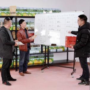 南召县第一高级中学怎么样？