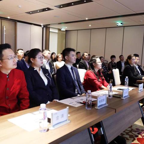 金控公司跨境电商平台的相关长尾关键词有什么