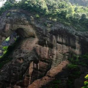 南宁市到龙虎山怎么走