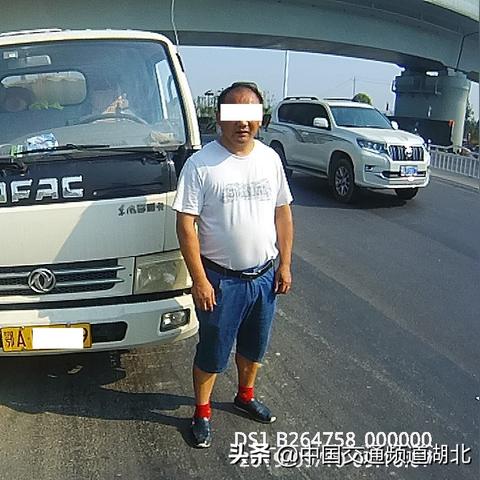 武汉市黄陂公局辅警有几种合同？