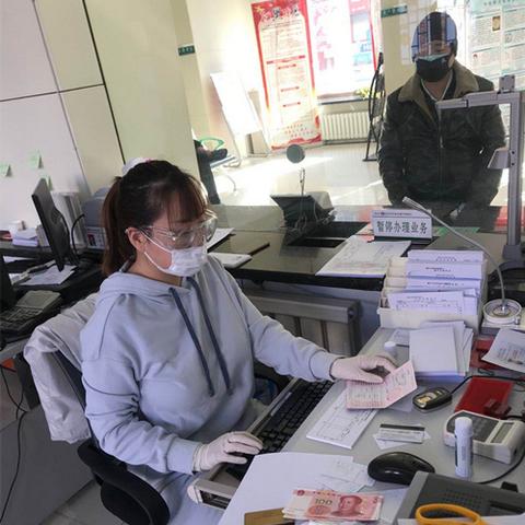 哈尔滨疫情不让乱走，为什么洗浴饭店还是开门营业呢？