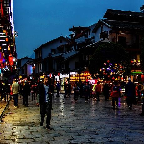 桂林市夜市哪里好吃的多