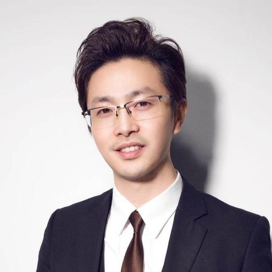 他从大三开始创业，始终坚信创业会让自己的人生和生活变得更好