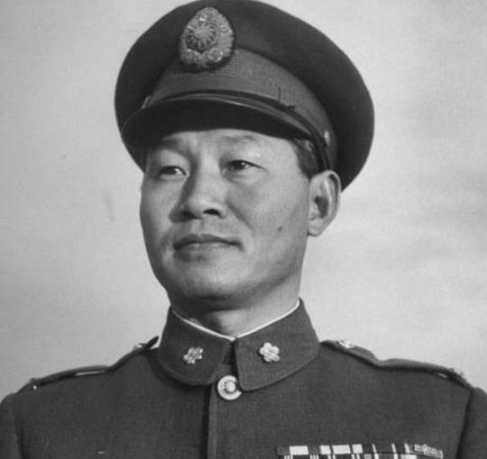 有精良装备，国军咋还输给日军？史迪威：吃空饷做生意就是不打仗