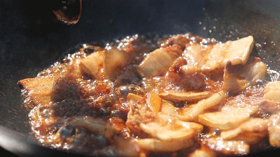 美食的搭配讲究什么（在家拍摄制作美食视频时）