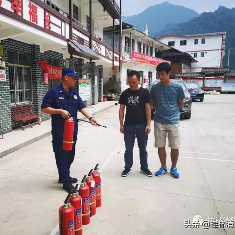 桂林少数民族村寨旅游的相关长尾关键词有哪些
