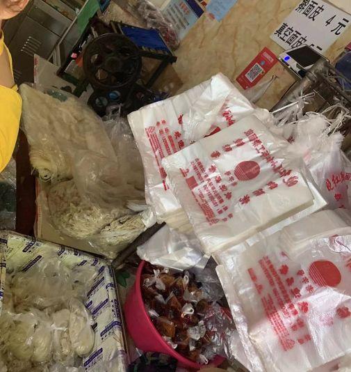自强路有什么美食（西安的有名街道是什么）