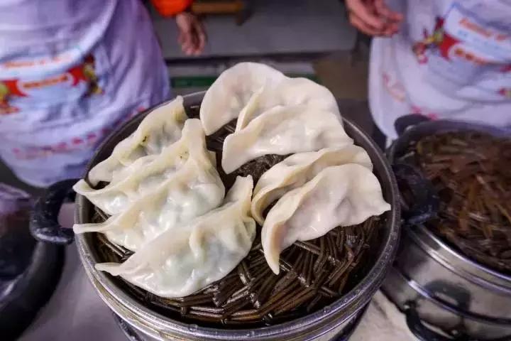 成都有什么美食小吃（必须品尝的传统特色小吃有哪些）
