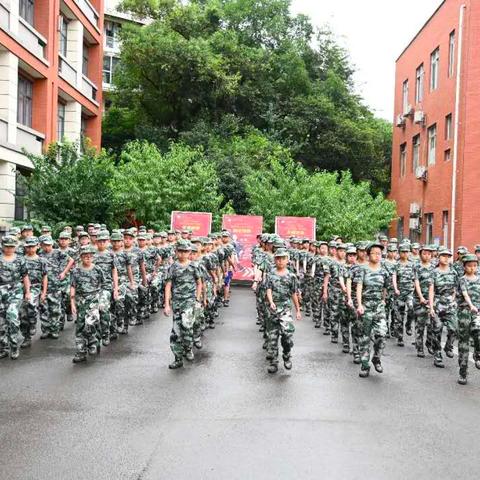 沈阳市七中校风怎么样啊