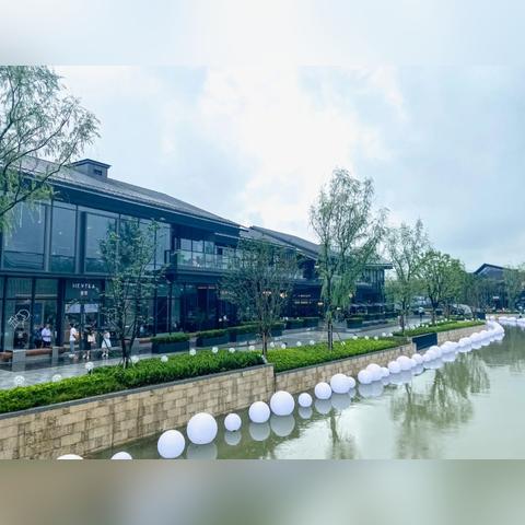 南宁南湖是江南区吗？