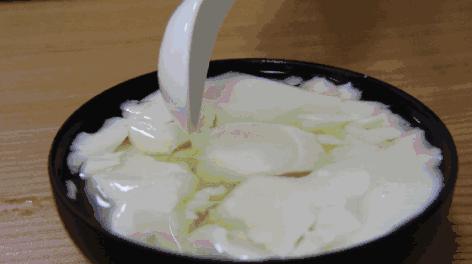 面馆美食都有什么（开面馆一个月要用多少水和电）