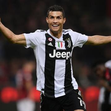 居家足球宝贝怎么拍照