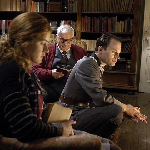 电影沉静如海相关长尾关键词有哪些