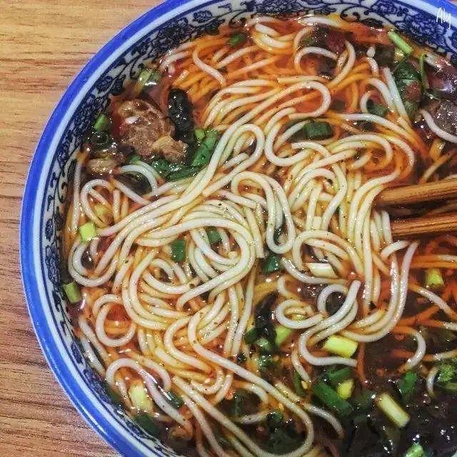 大米粉可以做什么美食（豌豆粉和大米粉的区别）