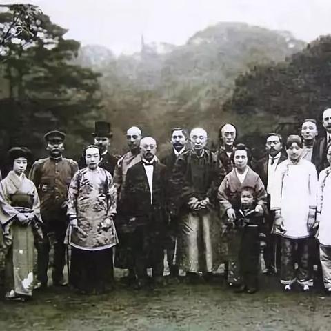 女人八字看父亲信息怎么看_八字看父亲对自己有没有帮助(八字看父亲的富贵)