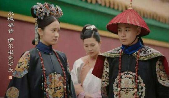 清朝的福晋、侧福晋、庶福晋与格格，同样是女人，差距可就太大了