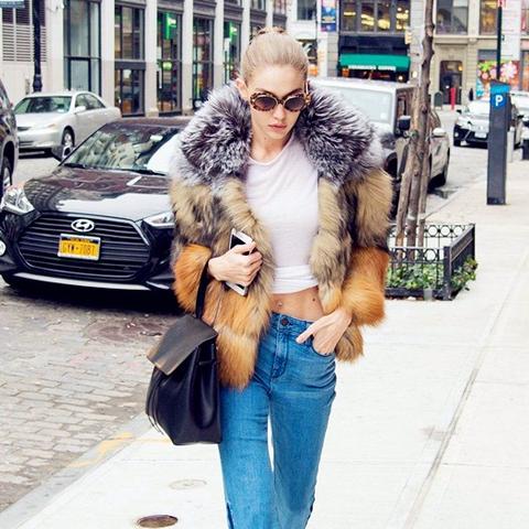 谁家的羽绒服好看，推荐下，谢谢？