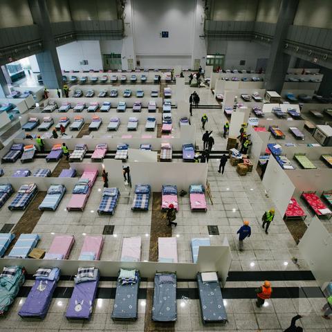 武汉市会展中心在哪个区